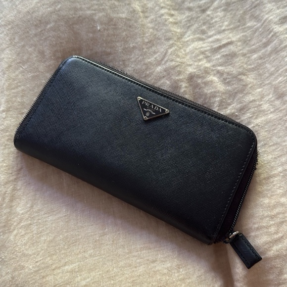 Prada black saffiano Wallet